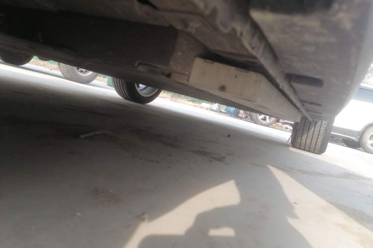 Used ORA Good Cat 2021 400km Standard Range Venus Edition Lithium Iron Phosphate Left Side Sill