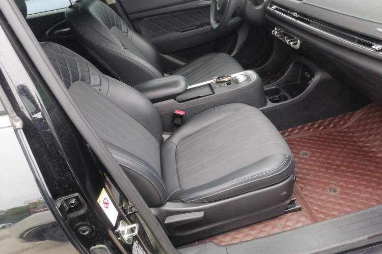 Used ORA Good Cat 2021 400km Standard Range Venus Edition Lithium Iron Phosphate Right Front Seat