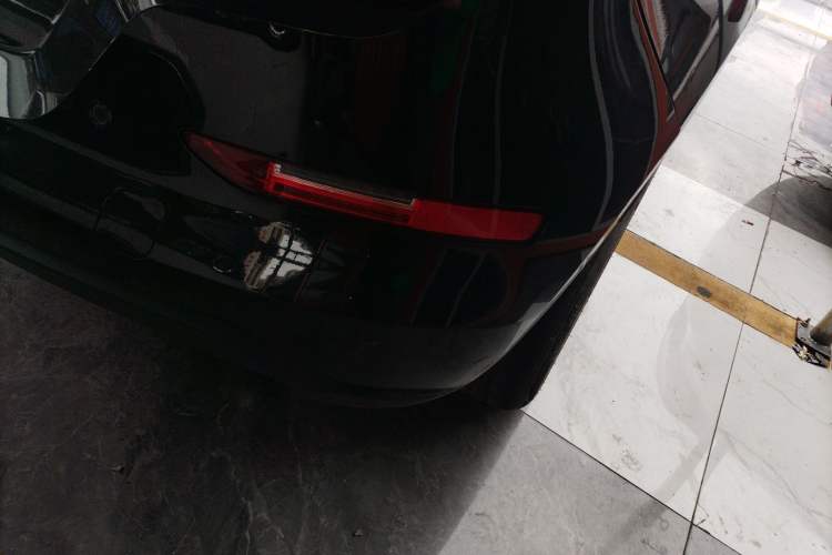 Used ORA Good Cat 2021 400km Standard Range Athena Edition Lithium-Ion Battery Right Rear Taillight