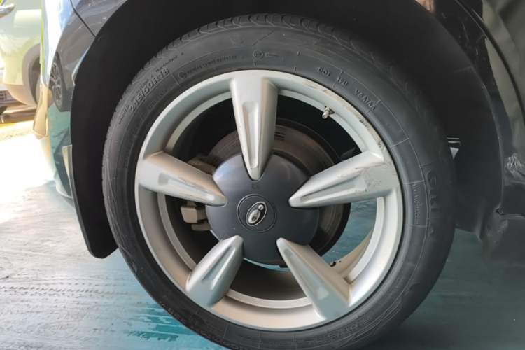 Used ORA Good Cat 2021 400km Standard Range Venus Edition Lithium Iron Phosphate Right Rear Wheel Hub