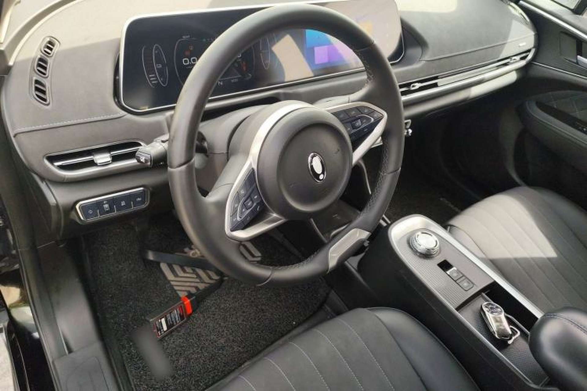 Used ORA Good Cat 2021 500km Long-Range Apollo Edition Ternary Lithium Steering Wheel