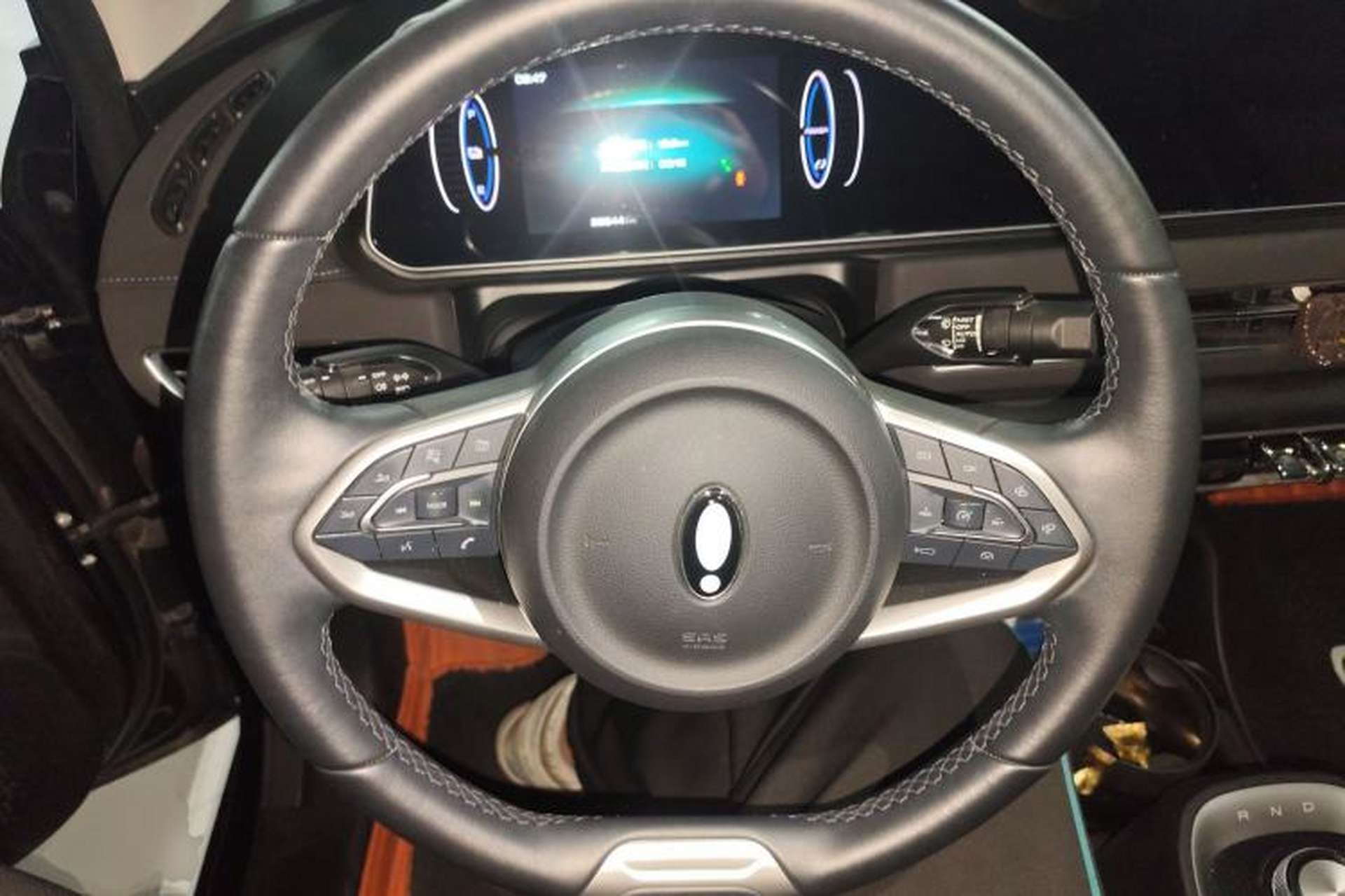 Used ORA Good Cat 2021 400km Standard Range Athena Edition Lithium-Ion Battery Steering Wheel