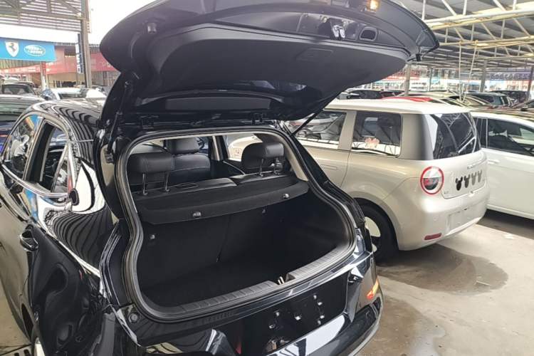 Used ORA Good Cat 2021 400km Standard Range Athena Edition Lithium-Ion Battery Trunk