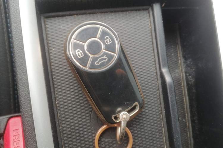 Used ORA Good Cat 2021 400km Standard Range Venus Edition Lithium Iron Phosphate Vehicle Key
