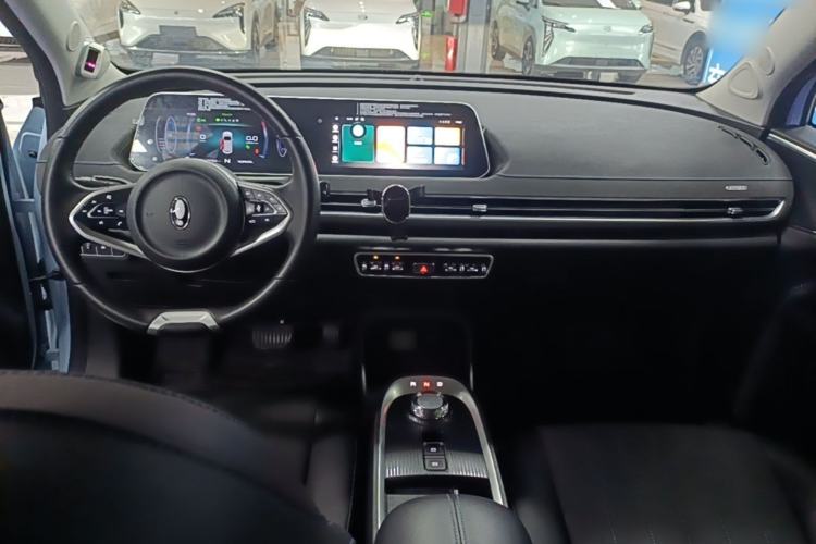 Used ORA Good Cat 2021 400km Standard Range Venus Edition Lithium Iron Phosphate Center Console