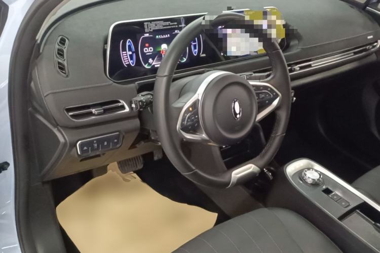 Used ORA Good Cat 2021 400km Standard Range Venus Edition Lithium-Ion Battery Center Console