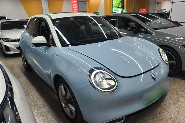 Used ORA Good Cat 2021 400km Standard Range Venus Edition Lithium-Ion Battery Front Right 45 Deg