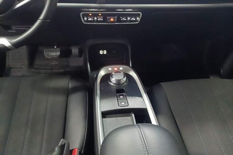 Used ORA Good Cat 2021 400km Standard Range Venus Edition Lithium Iron Phosphate Gear Lever