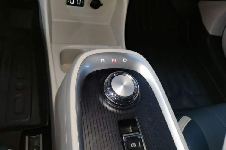 Used ORA Good Cat 2021 400km Standard Range Athena Edition Lithium-Ion Battery Gear Lever