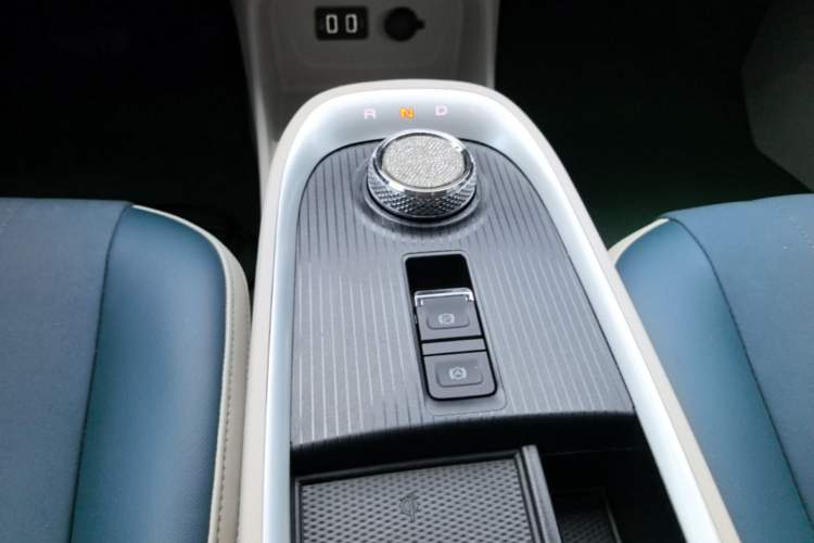 Used ORA Good Cat 2021 400km Standard Range Venus Edition Lithium-Ion Battery Gear Lever
