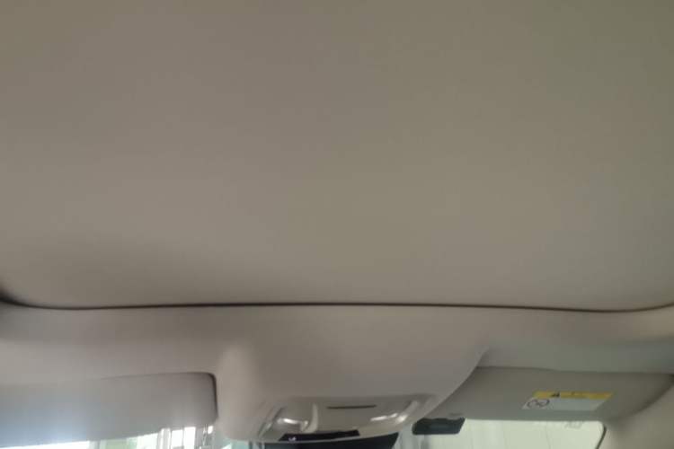 Used ORA Good Cat 2021 400km Standard Range Venus Edition Lithium-Ion Battery Headliner