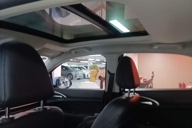 Used ORA Good Cat 2021 400km Standard Range Athena Edition Lithium Iron Phosphate Headliner