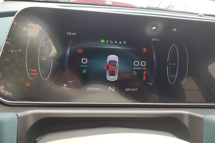 Used ORA Good Cat 2021 400km Standard Range Venus Edition Lithium Iron Phosphate Instrument Cluster
