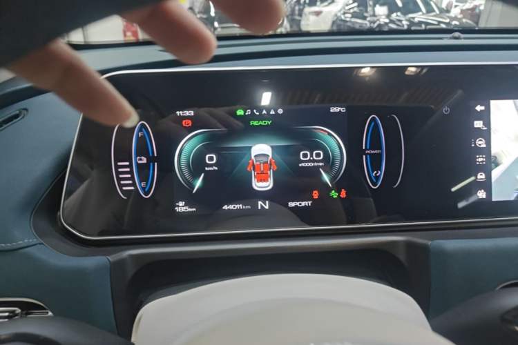 Used ORA Good Cat 2021 400km Standard Range Athena Edition Lithium Iron Phosphate Instrument Cluster