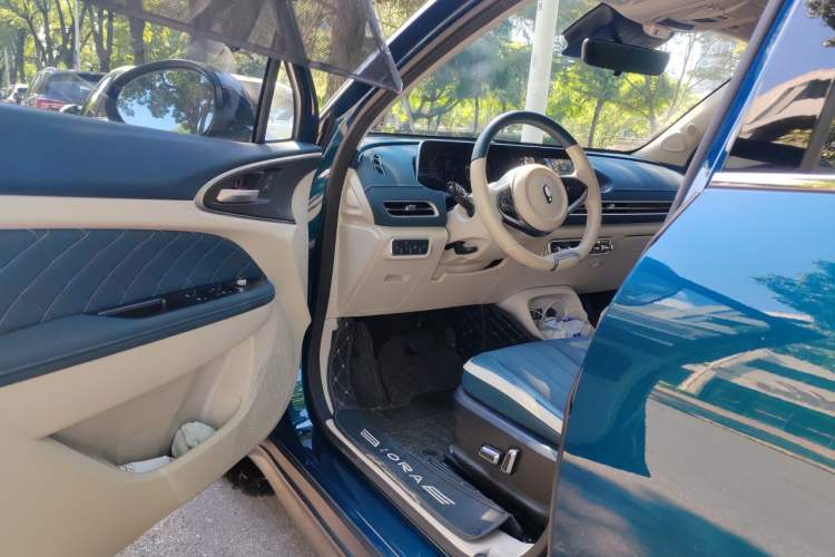 Used ORA Good Cat 2021 400km Standard Range Athena Edition Lithium Iron Phosphate Interior 3