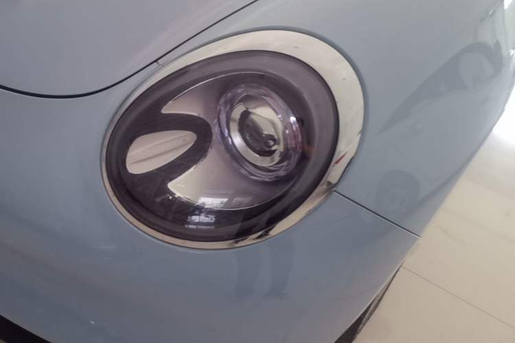 Used ORA Good Cat 2021 400km Standard Range Venus Edition Lithium-Ion Battery Left Front Headlight