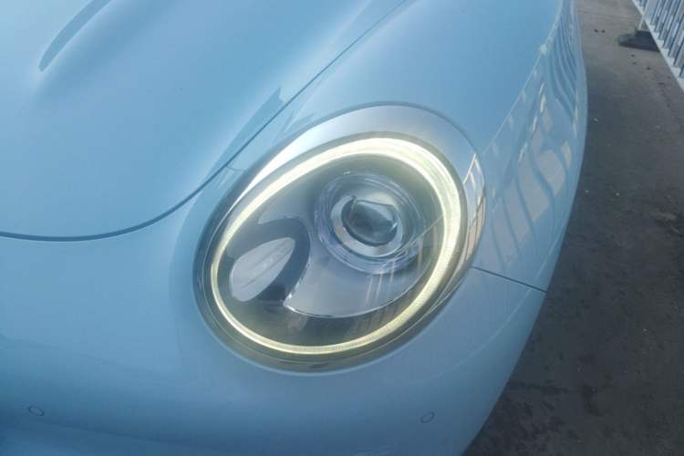 Used ORA Good Cat 2021 400km Standard Range Athena Edition Lithium Iron Phosphate Left Front Headlight