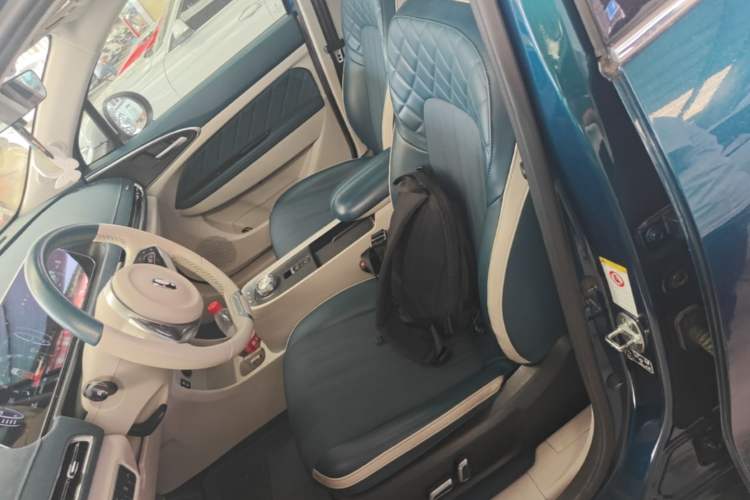 Used ORA Good Cat 2021 500km Long-Range Poseidon Edition Lithium-Ion Battery Left Front Seat