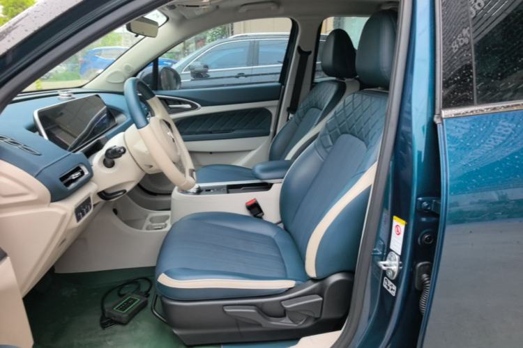 Used ORA Good Cat 2021 400km Standard Range Venus Edition Lithium-Ion Battery Left Front Seat