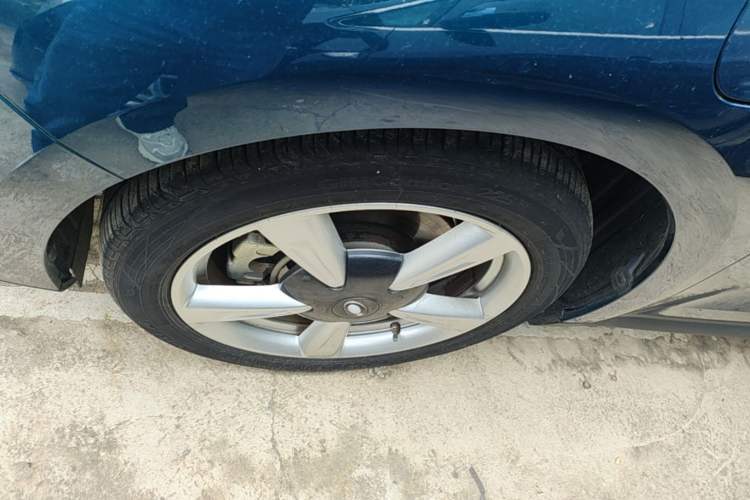 Used ORA Good Cat 2021 400km Standard Range Venus Edition Lithium Iron Phosphate Left Front Wheel Hub