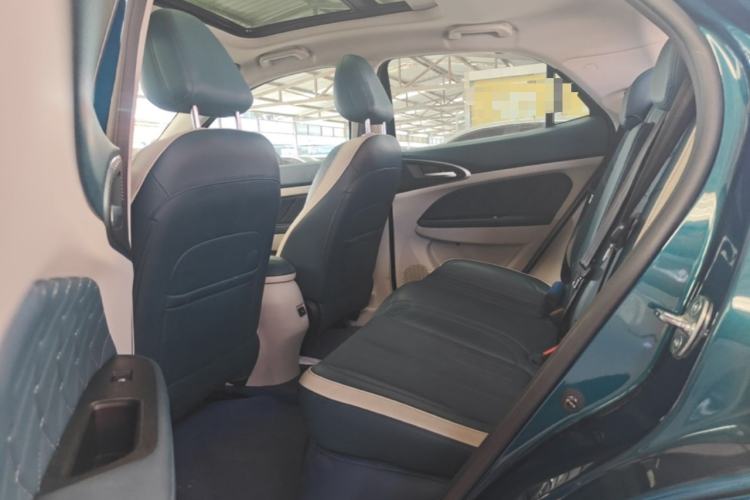 Used ORA Good Cat 2021 500km Long-Range Poseidon Edition Lithium-Ion Battery Left Rear Seat