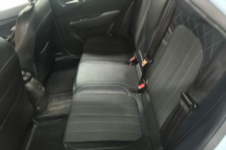Used ORA Good Cat 2021 400km Standard Range Venus Edition Lithium-Ion Battery Left Rear Seat