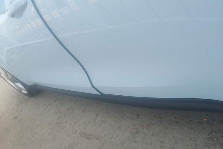 Used ORA Good Cat 2021 400km Standard Range Athena Edition Lithium Iron Phosphate Left Side Sill