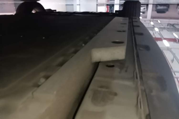 Used ORA Good Cat 2021 400km Standard Range Venus Edition Lithium Iron Phosphate Left Side Sill