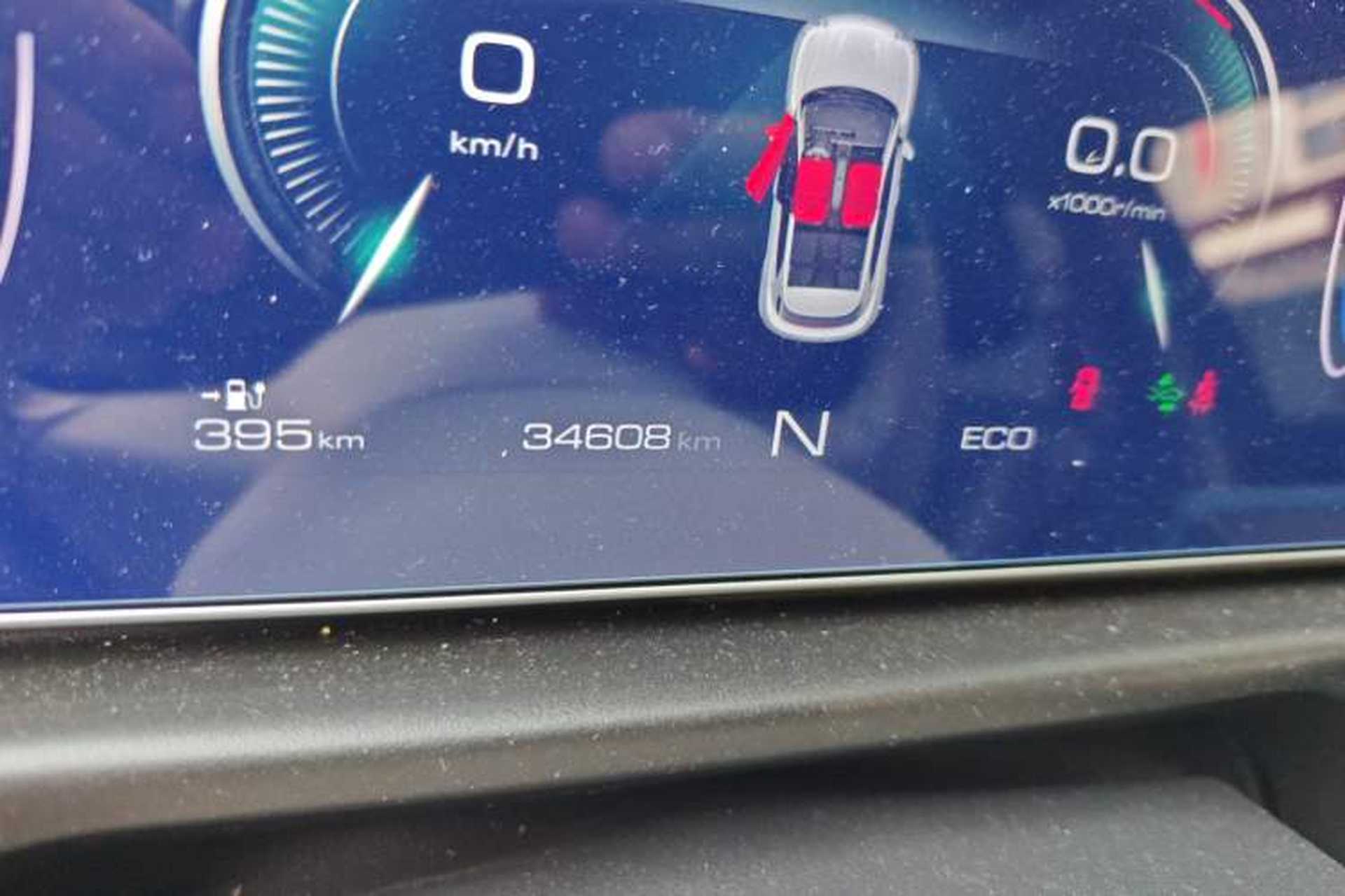 Used ORA Good Cat 2021 400km Standard Range Venus Edition Lithium-Ion Battery Odometer Close Up