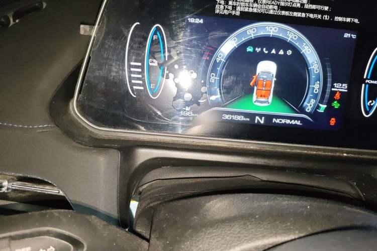 Used ORA Good Cat 2021 400km Standard Range Athena Edition Lithium Iron Phosphate Odometer Close Up
