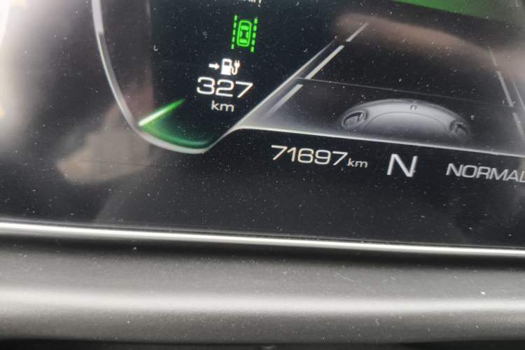 Used ORA Good Cat 2021 400km Standard Range Athena Edition Lithium Iron Phosphate Odometer Close Up