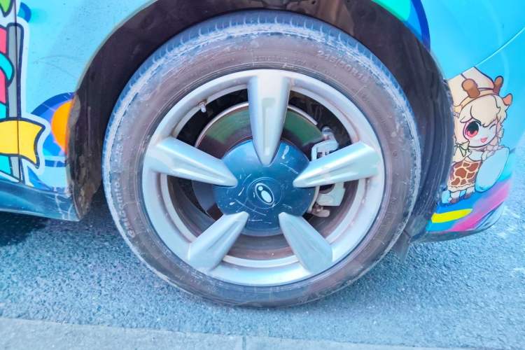 Used ORA Good Cat 2021 400km Standard Range Venus Edition Lithium Iron Phosphate Right Front Wheel Hub