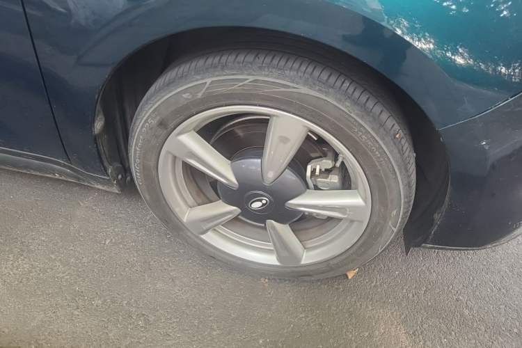 Used ORA Good Cat 2021 400km Standard Range Venus Edition Lithium Iron Phosphate Right Front Wheel Hub