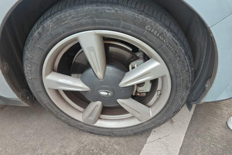 Used ORA Good Cat 2021 400km Standard Range Venus Edition Lithium Iron Phosphate Right Front Wheel Hub