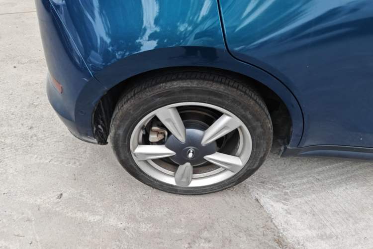 Used ORA Good Cat 2021 400km Standard Range Athena Edition Lithium Iron Phosphate Right Rear Wheel Hub