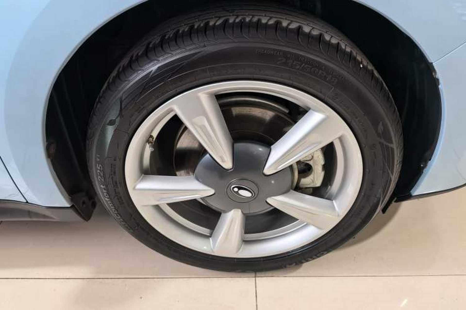 Used ORA Good Cat 2021 400km Standard Range Venus Edition Lithium Iron Phosphate Right Rear Wheel Hub