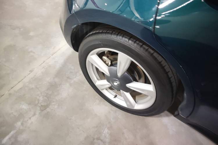 Used ORA Good Cat 2021 400km Standard Range Venus Edition Lithium-Ion Battery Right Rear Wheel Hub