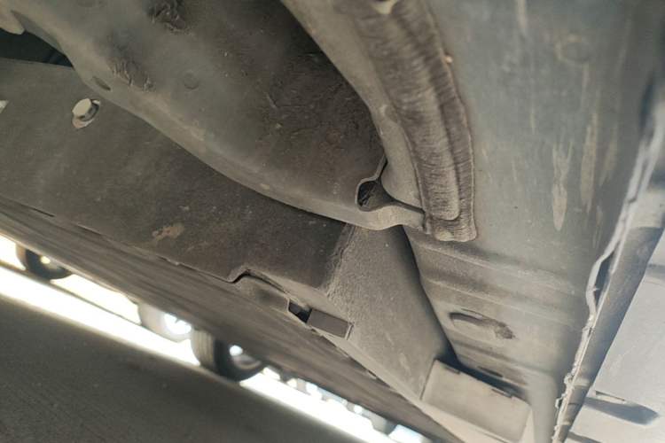 Used ORA Good Cat 2021 400km Standard Range Venus Edition Lithium Iron Phosphate Right Side Sill