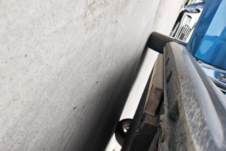 Used ORA Good Cat 2021 400km Standard Range Athena Edition Lithium Iron Phosphate Right Side Sill