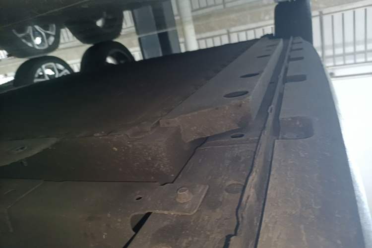 Used ORA Good Cat 2021 400km Standard Range Venus Edition Lithium Iron Phosphate Right Side Sill