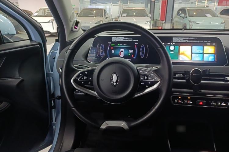 Used ORA Good Cat 2021 400km Standard Range Venus Edition Lithium Iron Phosphate Steering Wheel