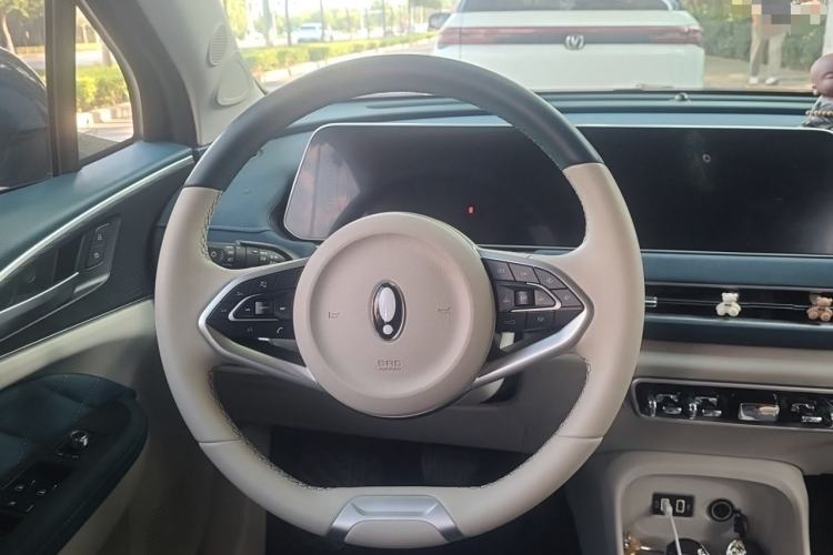 Used ORA Good Cat 2021 400km Standard Range Venus Edition Lithium Iron Phosphate Steering Wheel