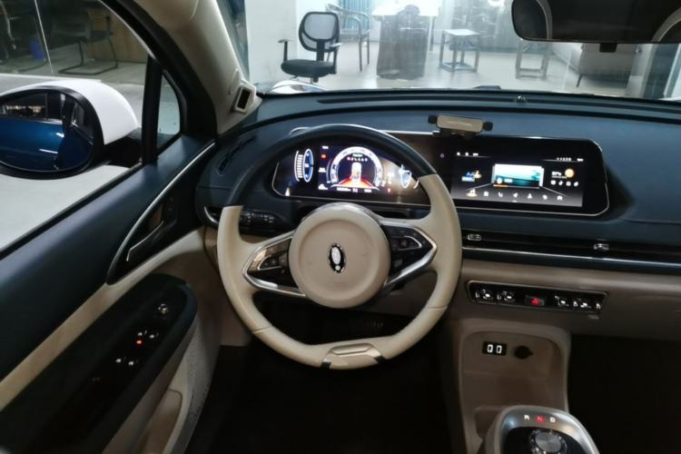 Used ORA Good Cat 2021 400km Standard Range Athena Edition Lithium-Ion Battery Steering Wheel