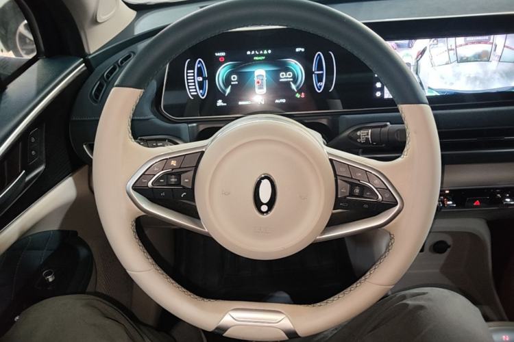 Used ORA Good Cat 2021 400km Standard Range Venus Edition Lithium-Ion Battery Steering Wheel