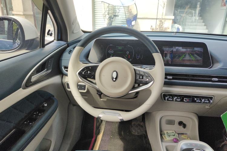 Used ORA Good Cat 2021 400km Standard Range Venus Edition Lithium Iron Phosphate Steering Wheel