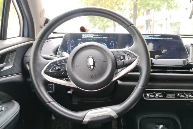 Used ORA Good Cat 2021 400km Standard Range Athena Edition Lithium Iron Phosphate Steering Wheel