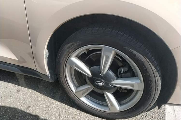 Used ORA Good Cat 2021 400km Standard Range Athena Edition Lithium-Ion Battery Exterior 1