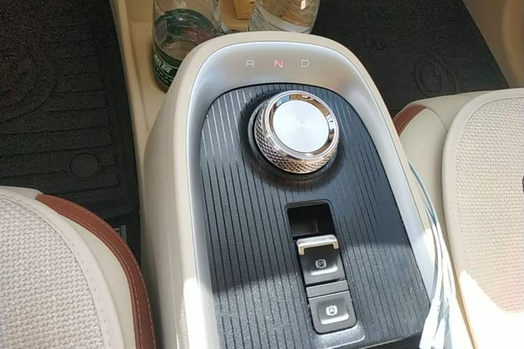 Used ORA Good Cat 2021 400km Standard Range Athena Edition Lithium-Ion Battery Gear Lever