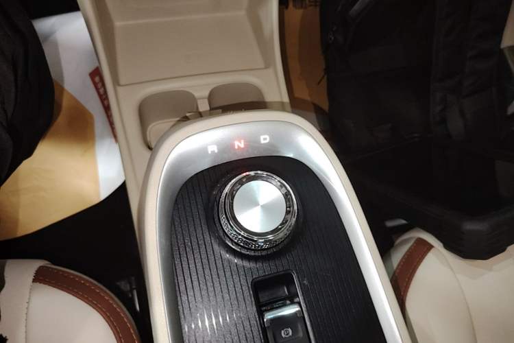 Used ORA Good Cat 2021 400km Standard Range Venus Edition Lithium Iron Phosphate Gear Lever