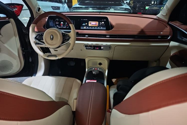 Used ORA Good Cat 2021 400km Standard Range Athena Edition Lithium-Ion Battery Interior 2